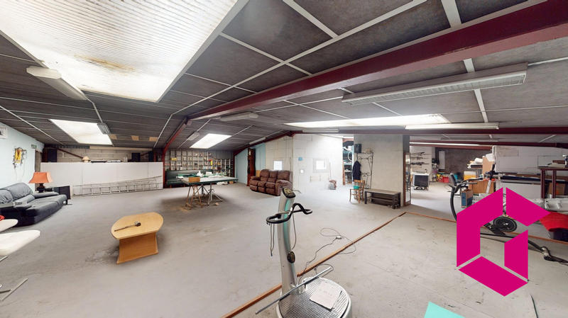 Appartement - 270 m² - 6 pièces