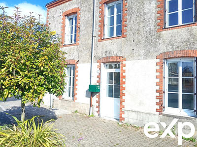 Maison - 93 m² - 4 pièces