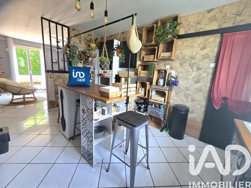 Maison - 111 m² - 6 pièces