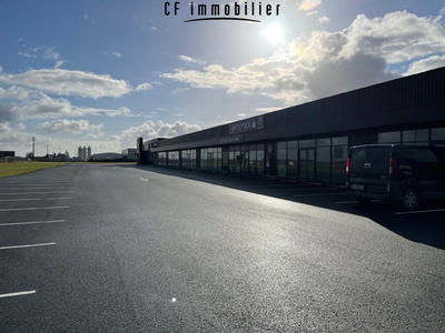 Bureau - 145 m² - 1 pièce