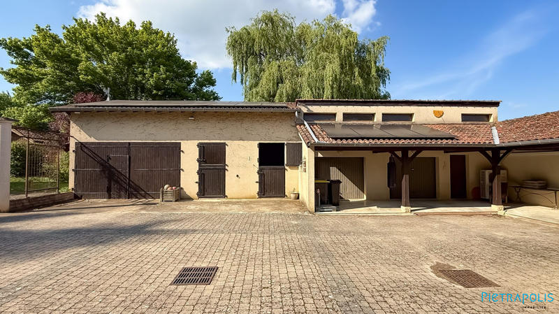 Maison ancienne - 270 m² - 9 pièces