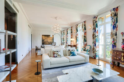 Appartement - 172 m² - 5 pièces