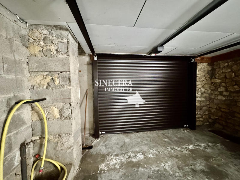 Maison traditionnelle - 77 m² - 4 pièces