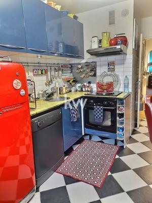 Appartement - 90 m² - 4 pièces