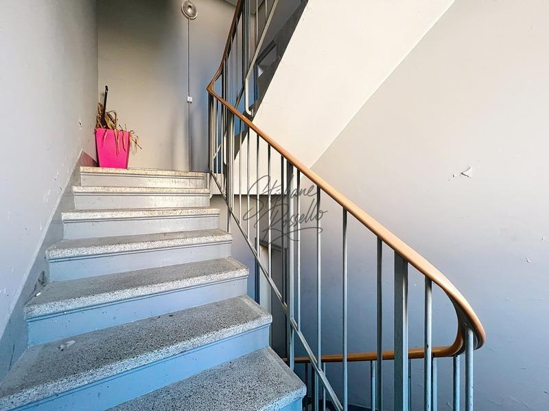 Immeuble - 297 m² - 14 pièces