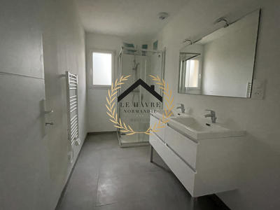 Maison - 94 m² - 4 pièces