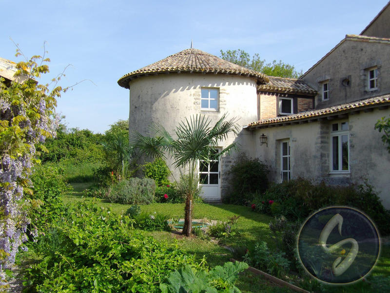 Manoir - 433 m² - 8 pièces