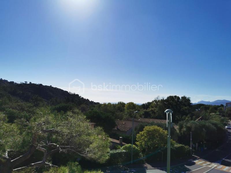 Appartement - 76 m² - 4 pièces