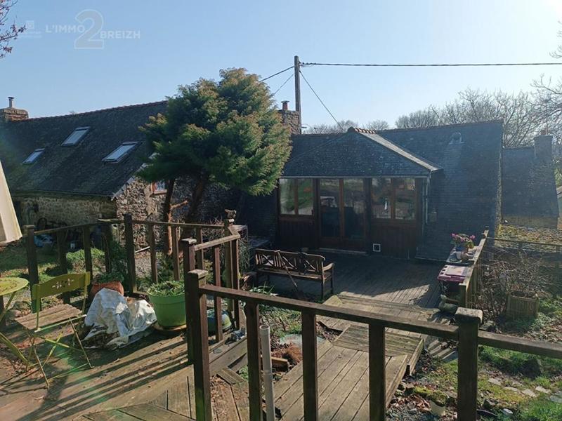 Maison - 140 m² - 8 pièces