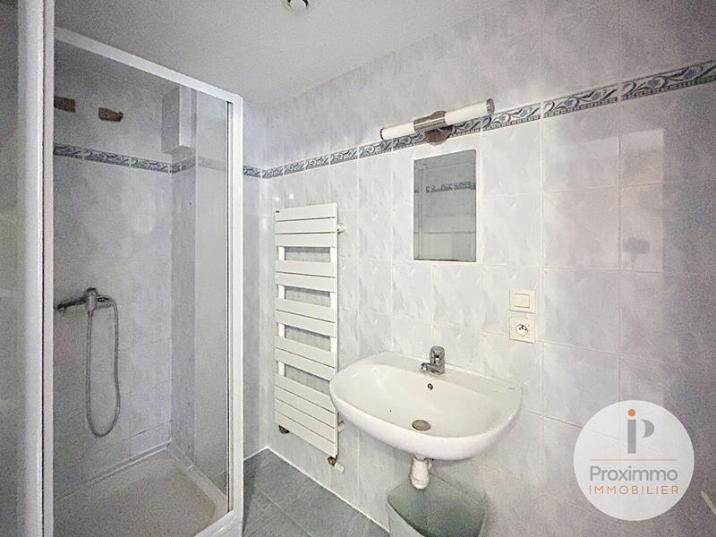 Immeuble - 3 pièces