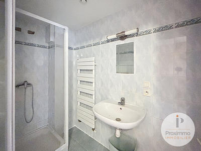 Immeuble - 3 pièces