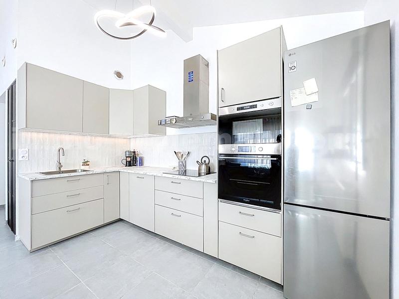 Appartement - 84 m² - 4 pièces