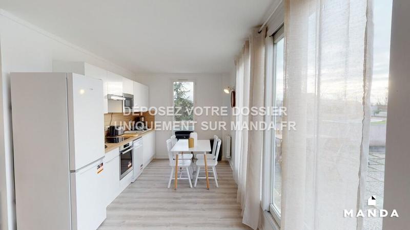 Chambre - 78 m² - 5 pièces