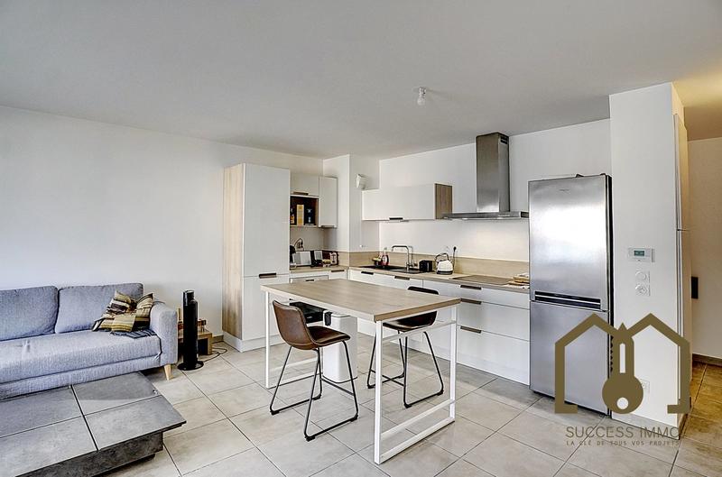 Appartement - 65 m² - 3 pièces