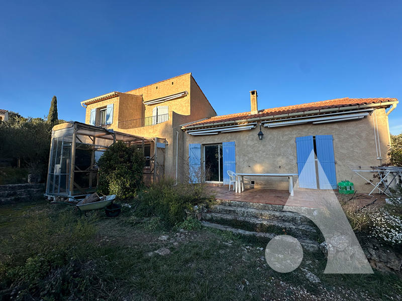 Maison - 158 m² - 5 pièces