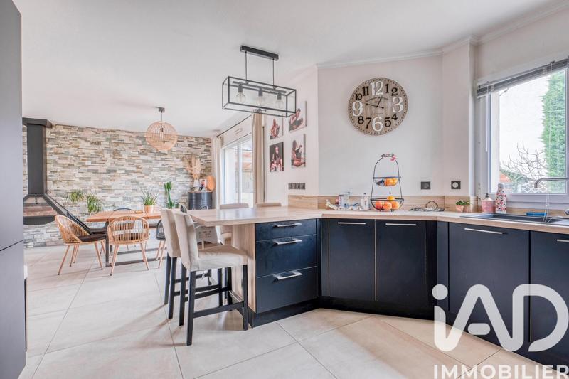 Maison - 130 m² - 7 pièces