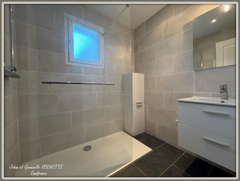 Maison - 147 m² - 8 pièces