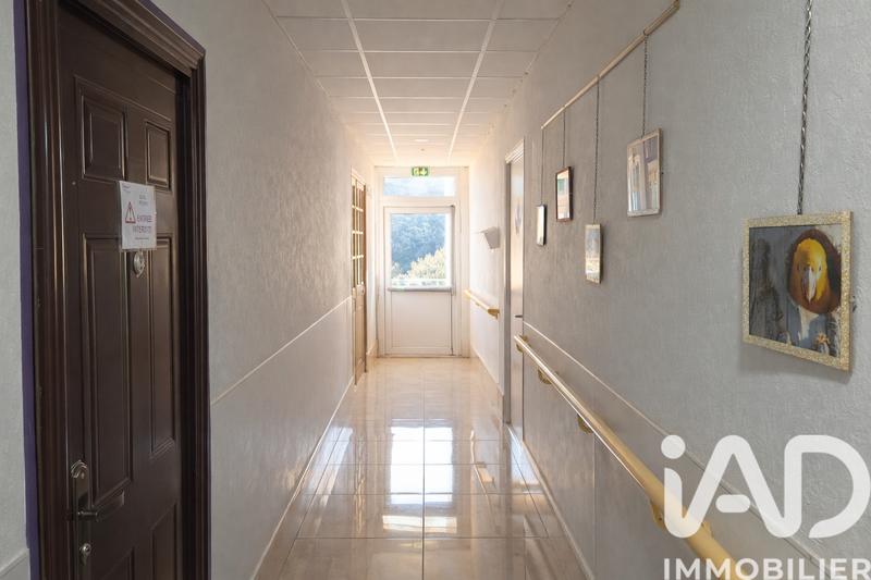 Immeuble - 7 873 m² - 3 pièces