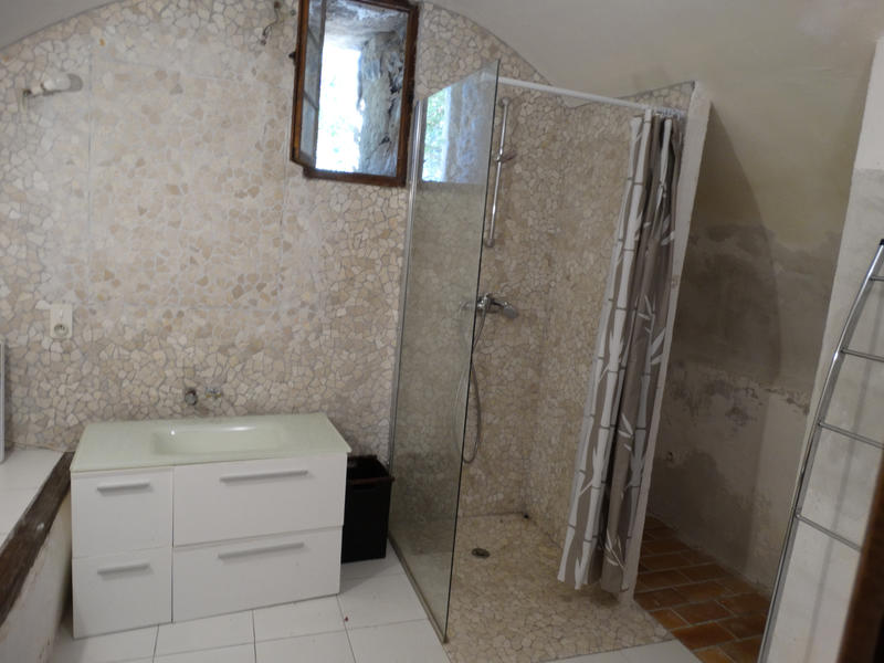 Mas - 300 m² - 12 pièces