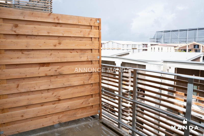 Studio - 33 m² - 1 pièce