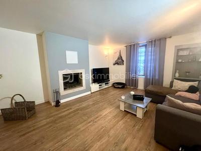 Maison en pierre - 130 m² - 6 pièces