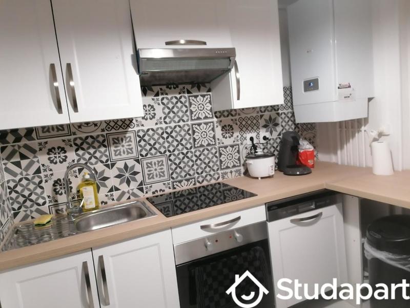 Chambre - 10 m² - 1 pièce