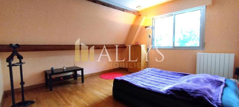 Maison - 165 m² - 8 pièces