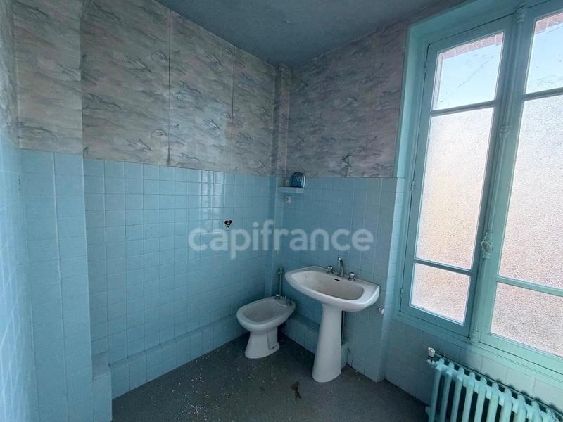 Maison - 90 m² - 5 pièces