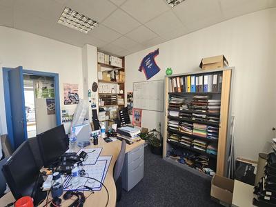 Bureau - 123 m²