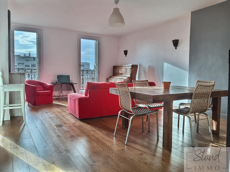 Appartement - 65 m² - 2 pièces