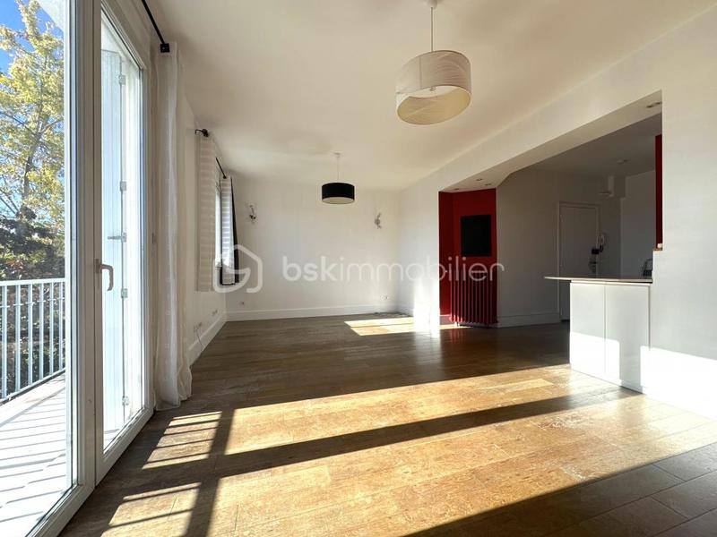 Appartement - 94 m² - 5 pièces