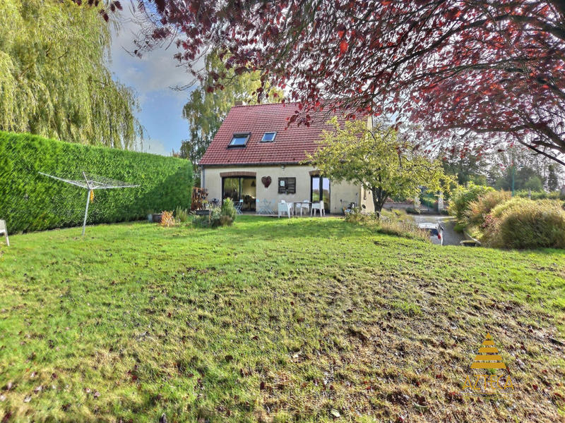 Maison - 112 m² - 8 pièces