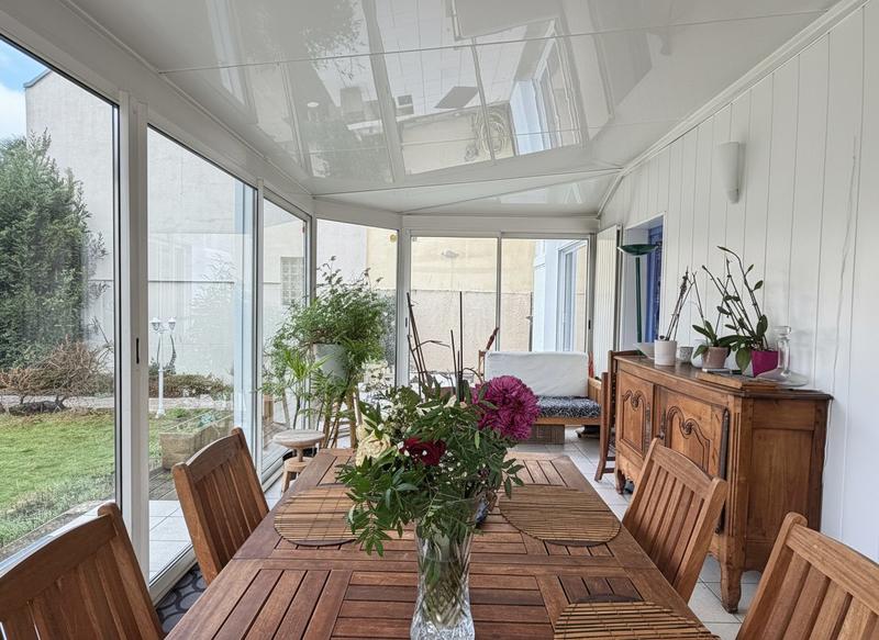 Maison - 223 m² - 12 pièces