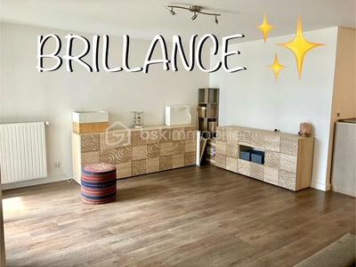 Appartement - 84 m² - 4 pièces