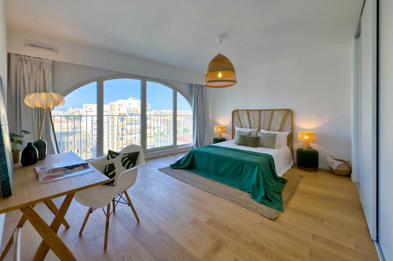 Appartement - 126 m² - 4 pièces