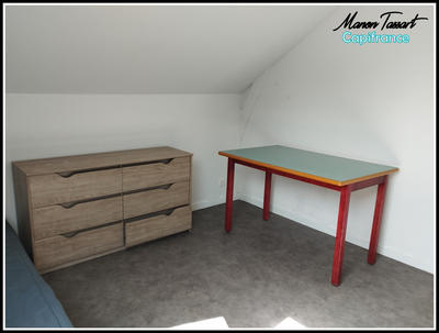 Studio - 9 m² - 1 pièce