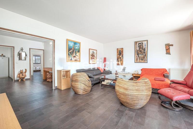 Appartement - 114 m² - 3 pièces