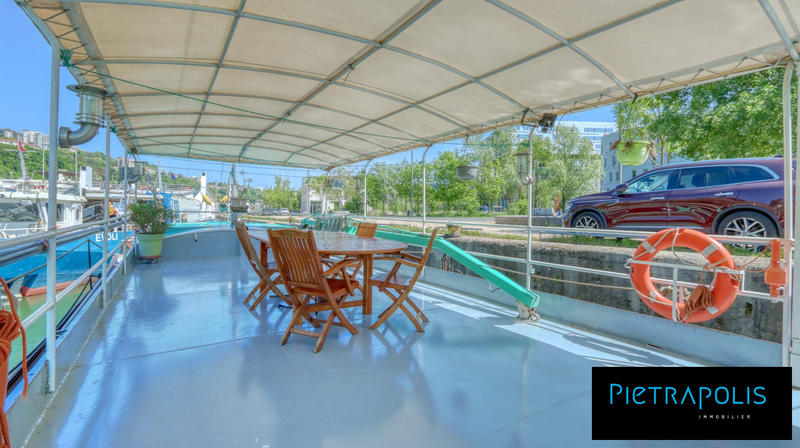 Appartement - 130 m² - 5 pièces