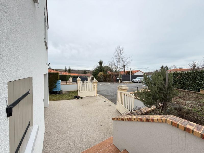 Maison traditionnelle - 93 m² - 7 pièces