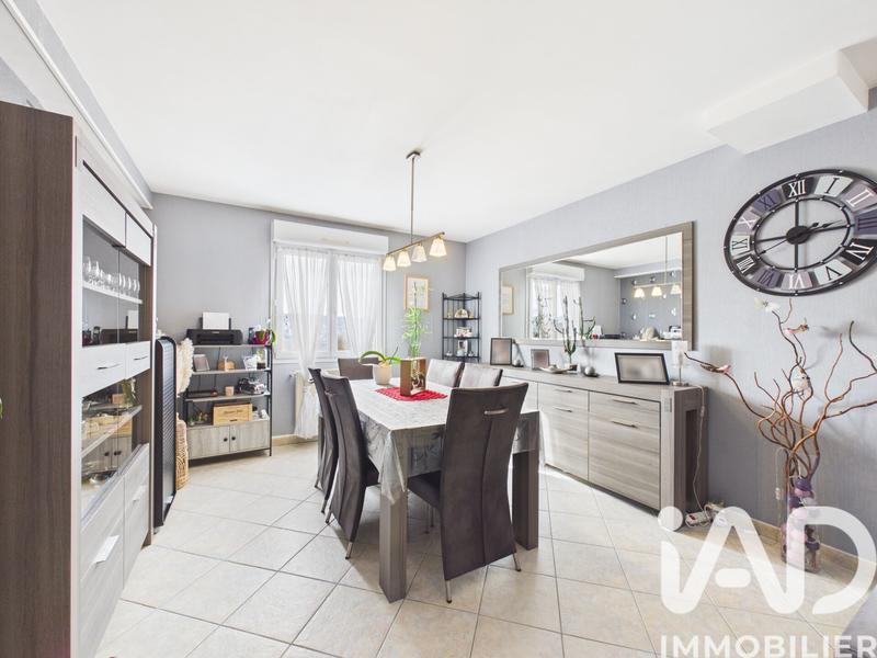 Maison - 103 m² - 5 pièces