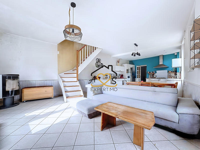 Maison - 176 m² - 9 pièces