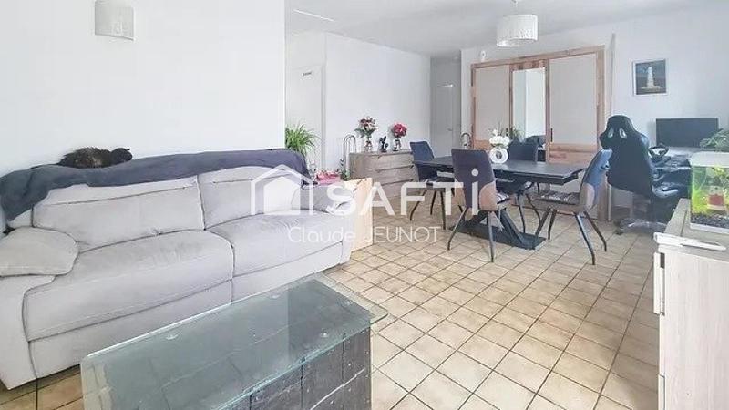 Maison - 84 m² - 3 pièces