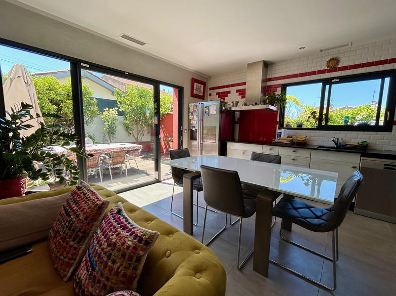 Maison - 97 m² - 4 pièces