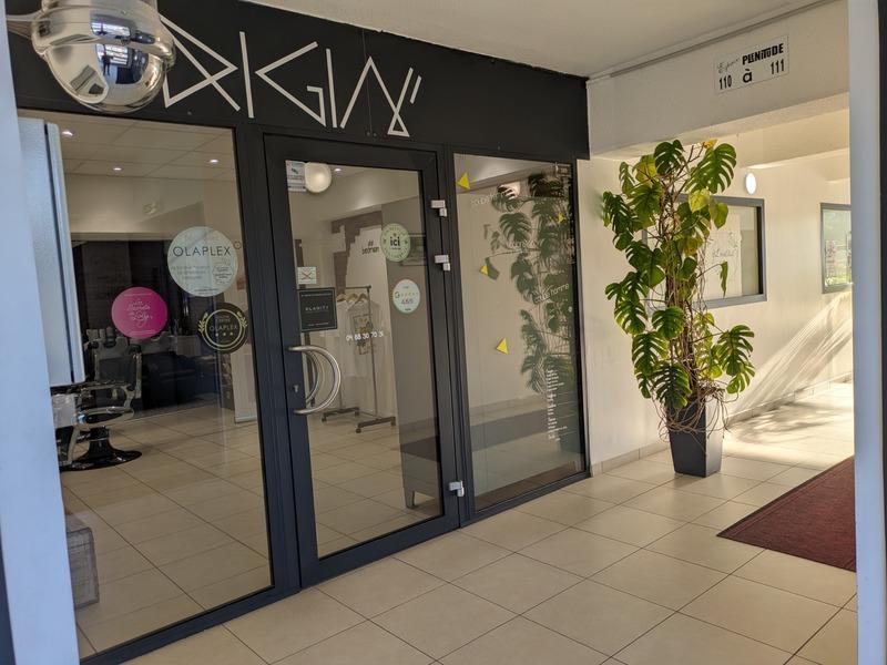 Local commercial - 75 m² - 1 pièce