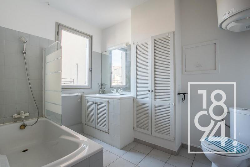 Appartement - 86 m² - 2 pièces