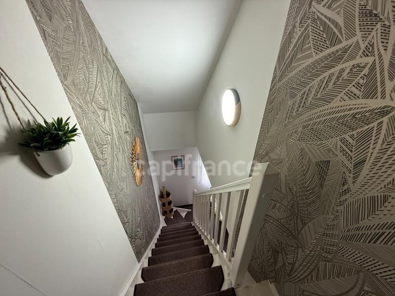 Maison - 111 m² - 4 pièces