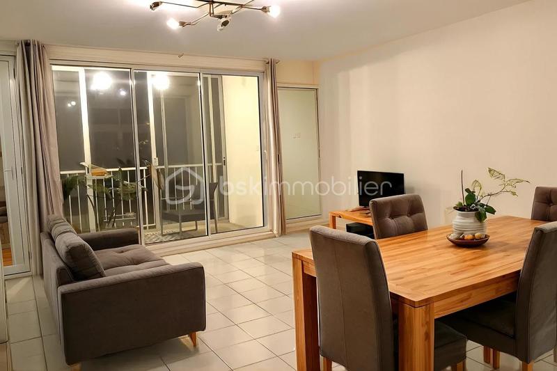 Appartement - 77 m² - 4 pièces