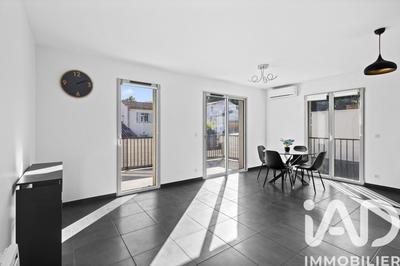 Appartement - 56 m² - 3 pièces