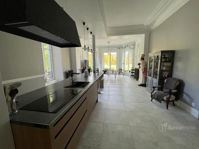 Appartement - 221 m² - 3 pièces