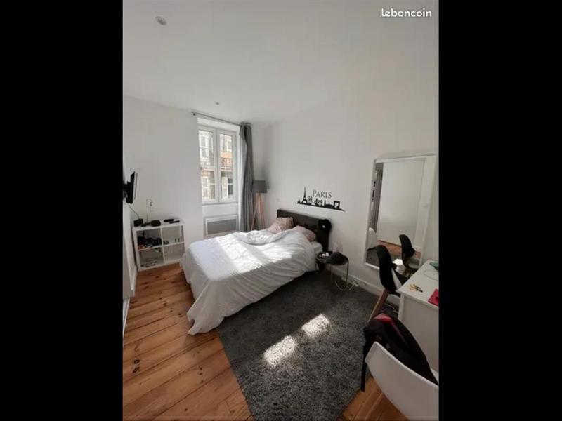 Chambre - 133 m² - 1 pièce